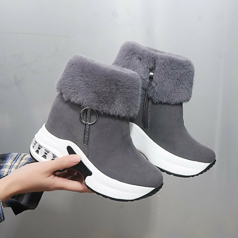 Women's Fur-Lined Platform Boots