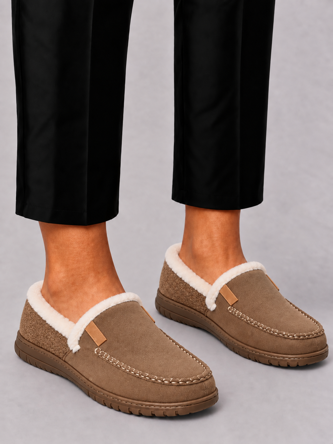 Men's Loafer Slippers with Warm Wool Structure for Winter