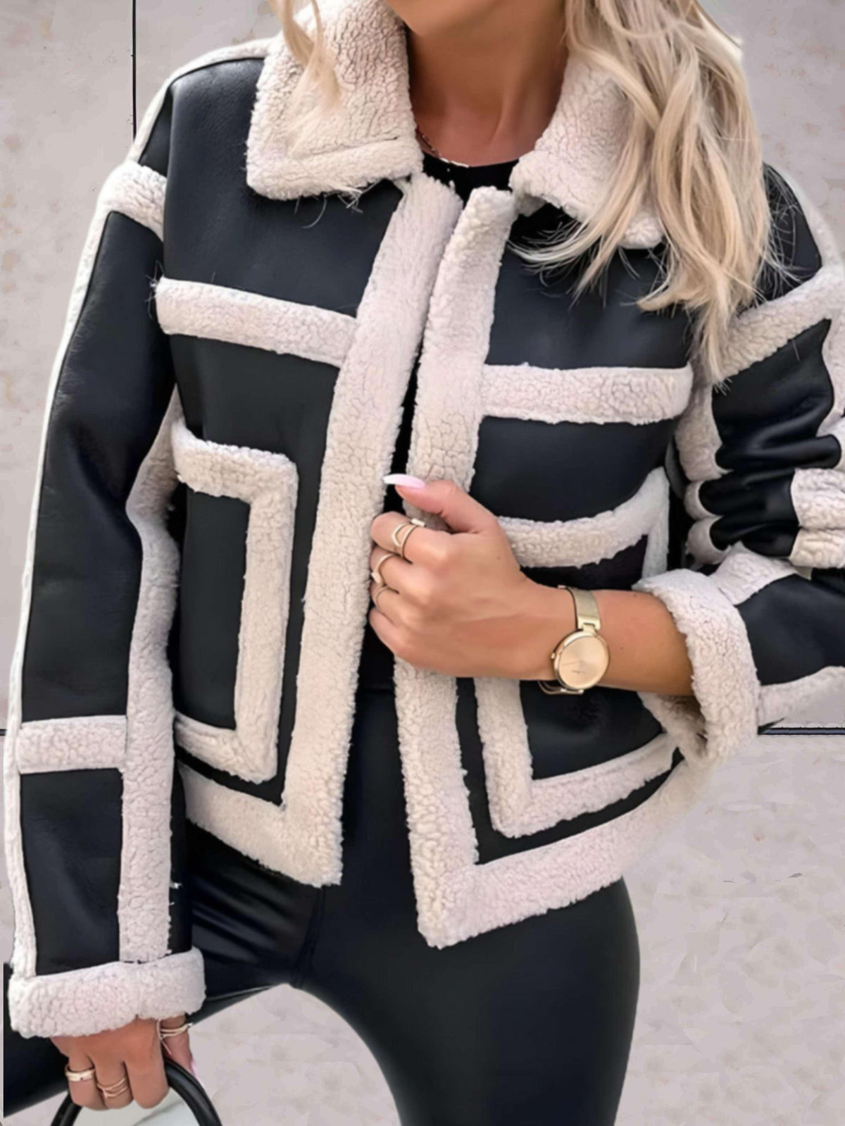 Noa - Elegant Wool Winter Coat with Fur Accents