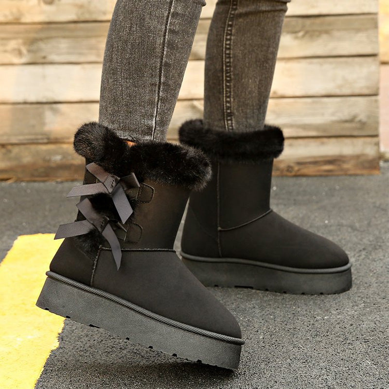 Women's Cozy Fur-Lined Boots with Stylish Bow Accents