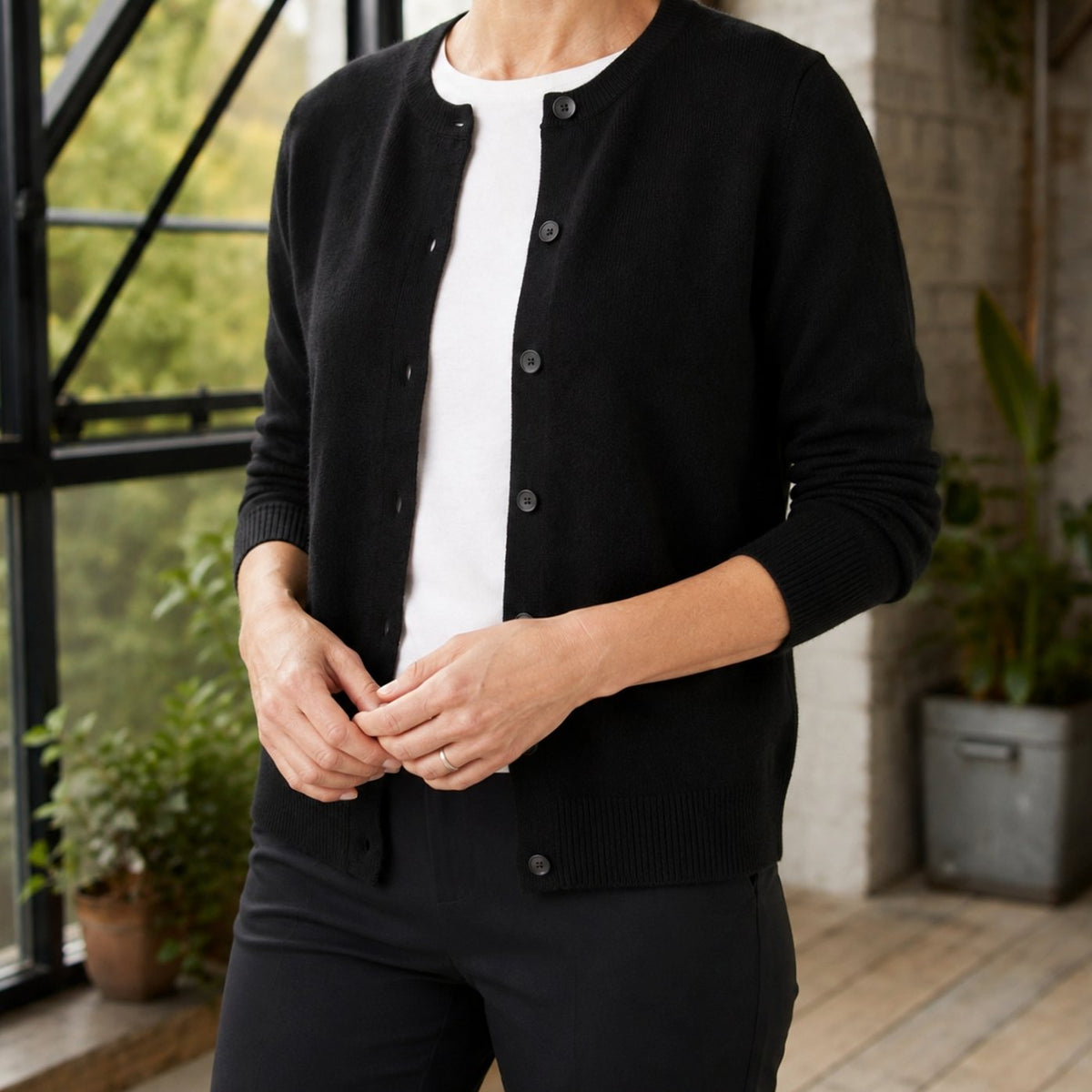 Women's Button-Up Knit Crew Neck Cardigan