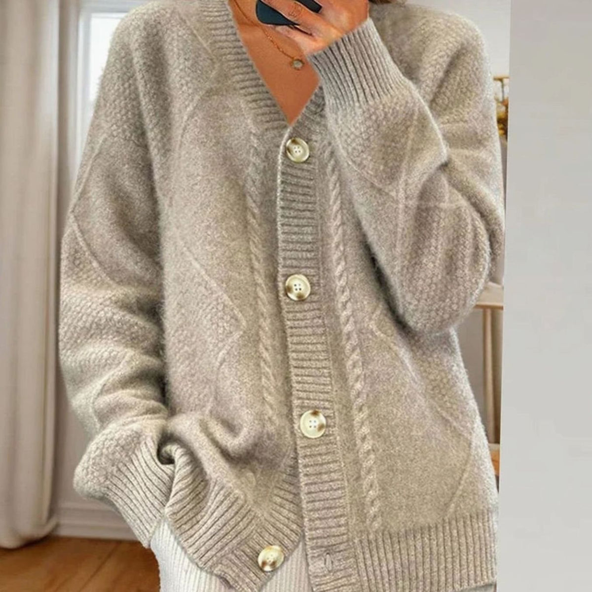 Layla | Women's Long Sleeve Cable Knit Cardigan with Button Front