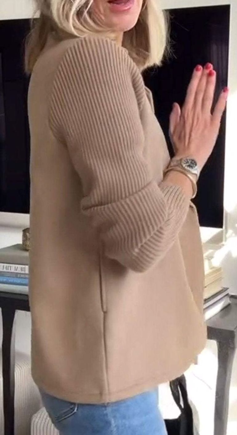 Eleanor | Women's Wool-Blend Blazer with Double-Breasted Design and Knit Sleeves